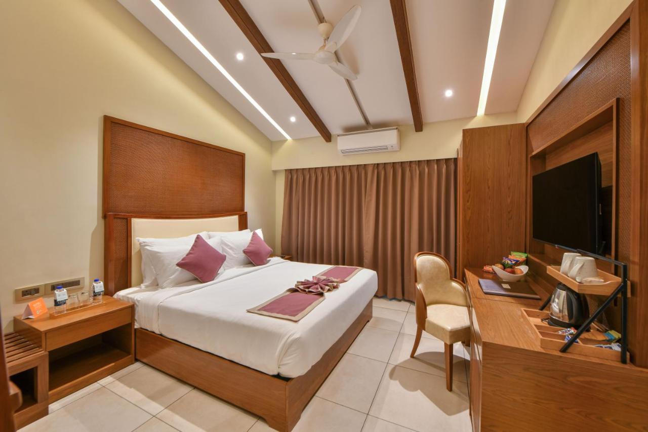 Arova Woods Zinc Journey By The Fern, Lonavala Hotel Exterior photo